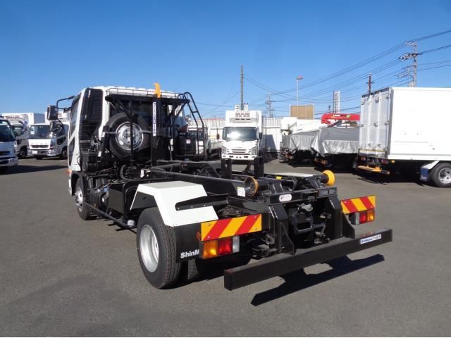 MITSUBISHI FUSOU FIGHTER 2025 Image 31