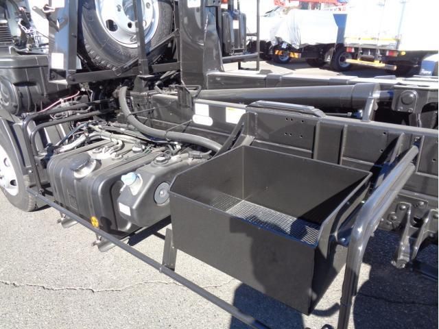 MITSUBISHI FUSOU FIGHTER 2025 Image 31