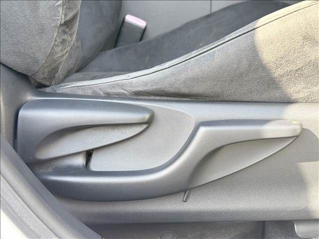 TOYOTA LEXUS CT200H 2011 Image 31