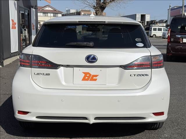 TOYOTA LEXUS CT200H 2011 Image 31