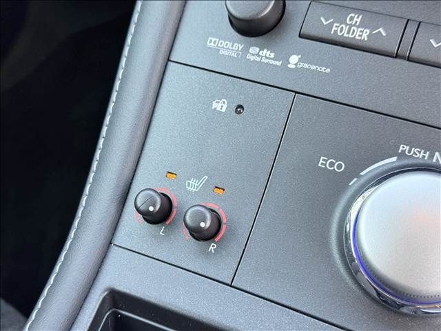 TOYOTA LEXUS CT200H 2011 Image 31