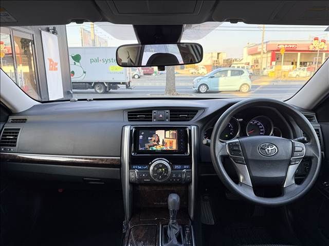 TOYOTA MARK X 2017 Image 31