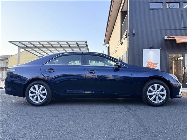 TOYOTA MARK X 2017 Image 31