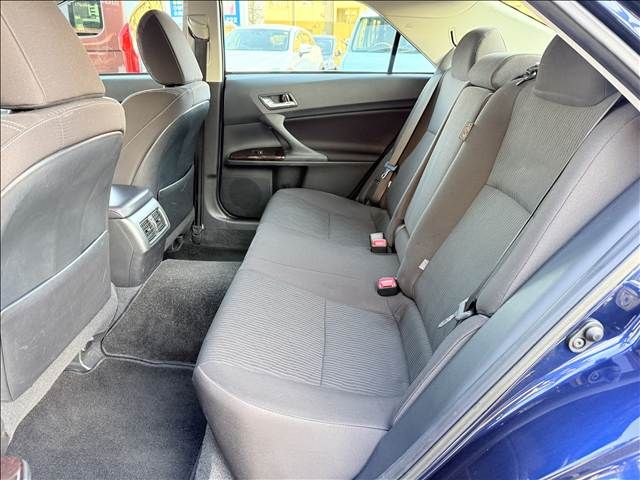 TOYOTA MARK X 2017 Image 31