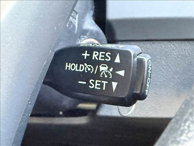 TOYOTA MARK X 2017 Image 31