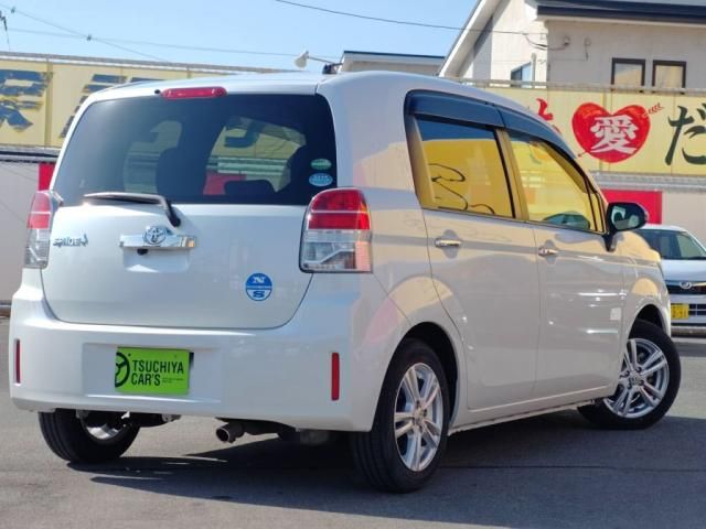 TOYOTA SPADE 2016 Image 31