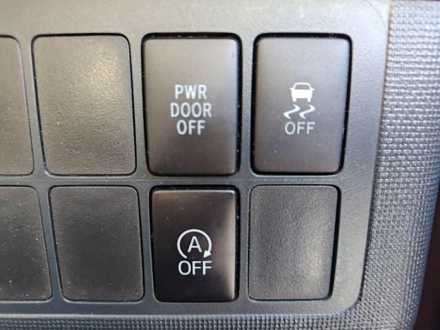 TOYOTA SPADE 2016 Image 31