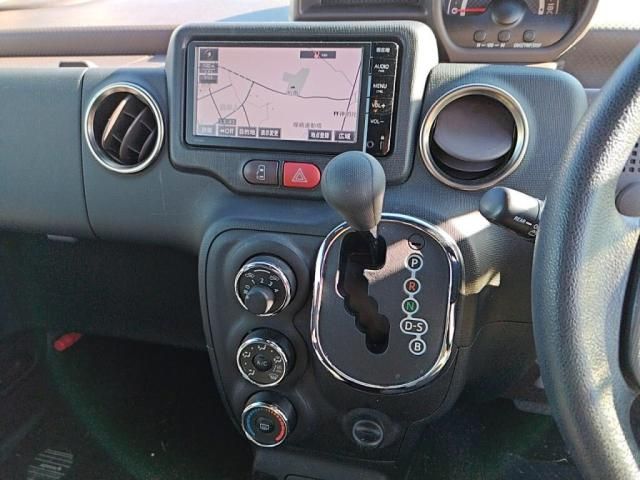 TOYOTA SPADE 2016 Image 31