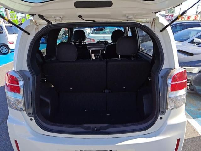 TOYOTA SPADE 2016 Image 31