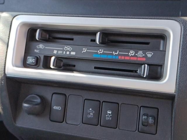 DAIHATSU HIJET TRUCK 4WD 2019 Image 31