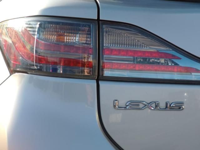 TOYOTA LEXUS CT200H 2011 Image 31