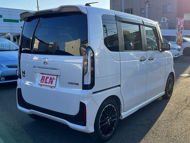HONDA N BOX CUSTOM 2024 Image 31