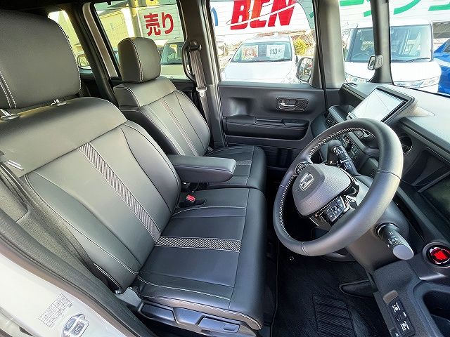 HONDA N BOX CUSTOM 2024 Image 31