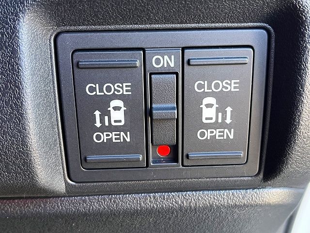 HONDA N BOX CUSTOM 2024 Image 31