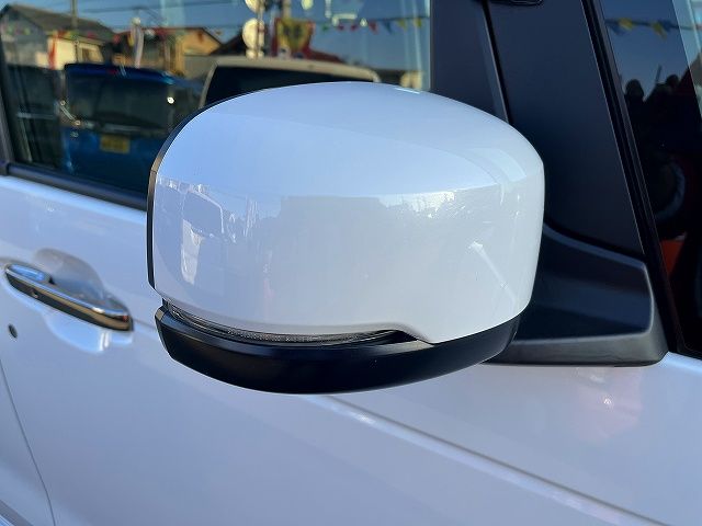 HONDA N BOX CUSTOM 2024 Image 31