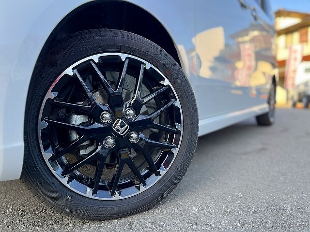 HONDA N BOX CUSTOM 2024 Image 31