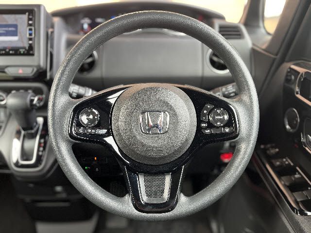 HONDA N BOX CUSTOM 2023 Image 31