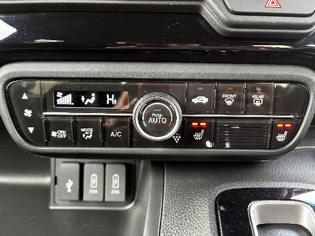 HONDA N BOX CUSTOM 2023 Image 31