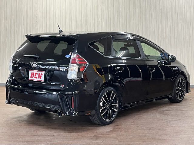 TOYOTA PRIUS ALPHA 2019 Image 31