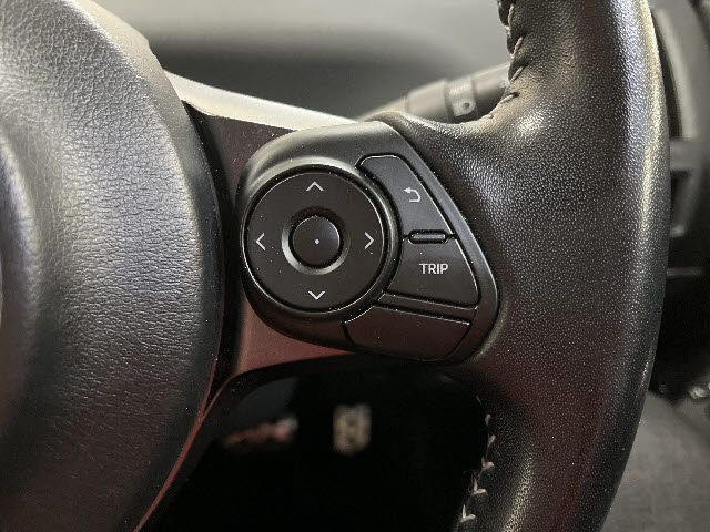 TOYOTA PRIUS ALPHA 2019 Image 31