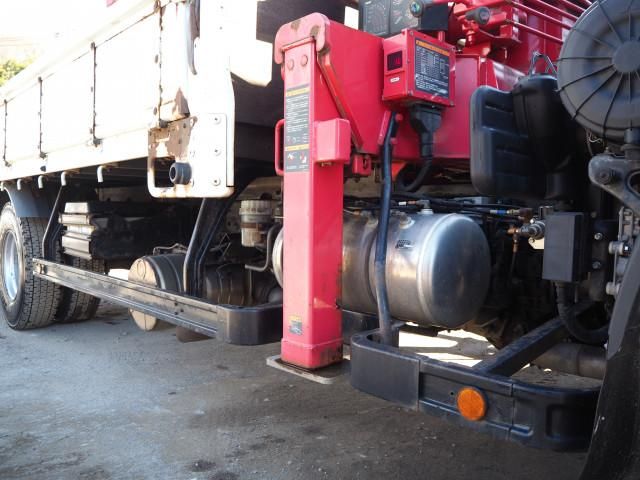 MITSUBISHI FUSOU FIGHTER 2015 Image 31