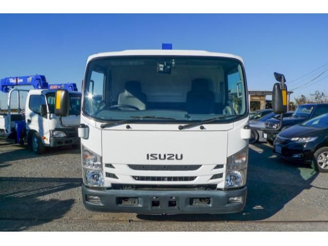 ISUZU ELF 2018 Image 31