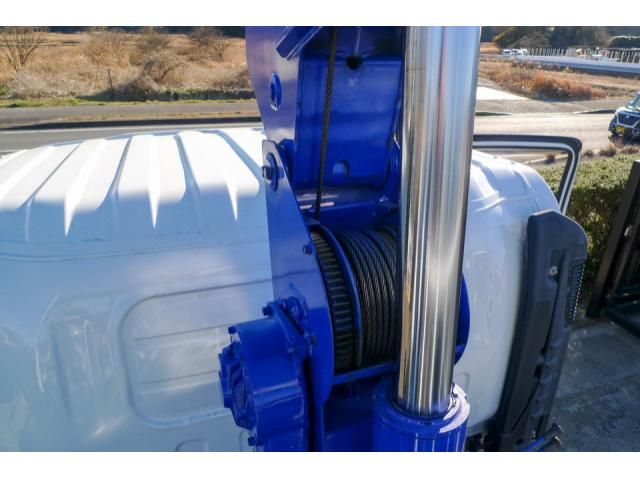 ISUZU ELF 2018 Image 31