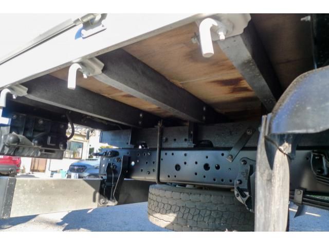 ISUZU ELF 2018 Image 31