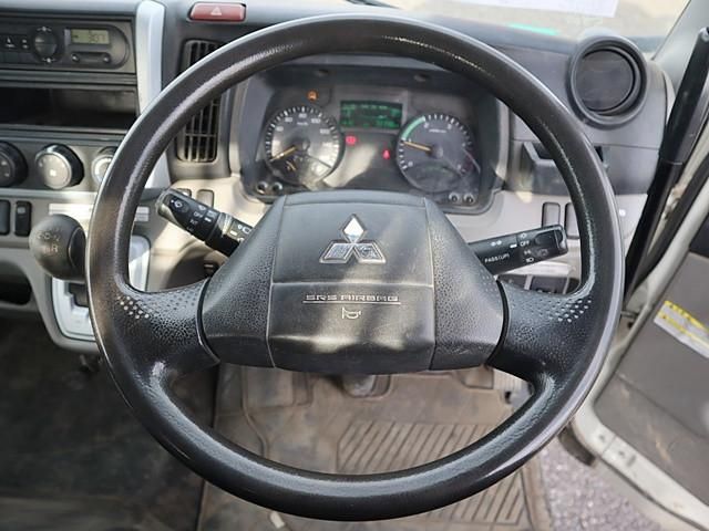 MITSUBISHI CANTER 2016 Image 31