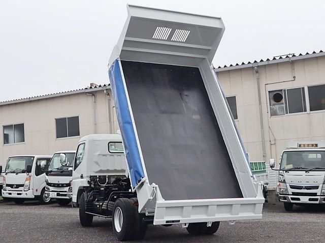 MITSUBISHI CANTER 2016 Image 31