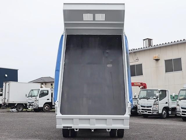 MITSUBISHI CANTER 2016 Image 31