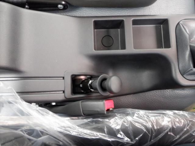 MITSUBISHI FUSOU FIGHTER 2025 Image 31