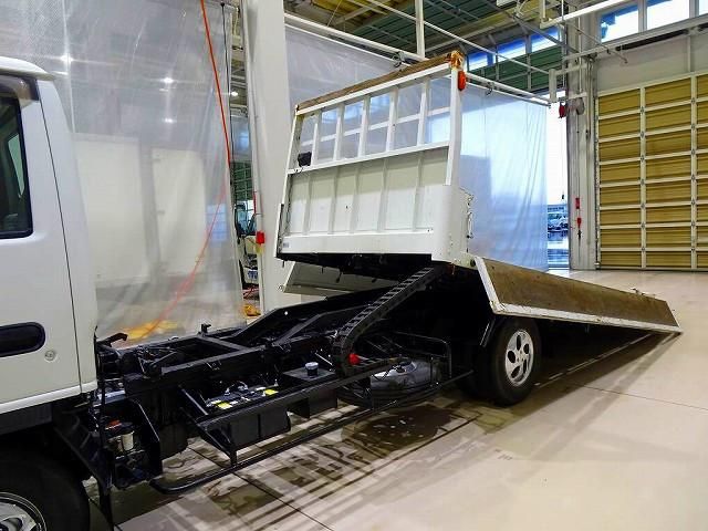 ISUZU ELF 2003 Image 31