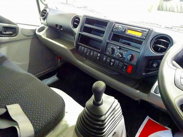 HINO DUTRO 2023 Image 31