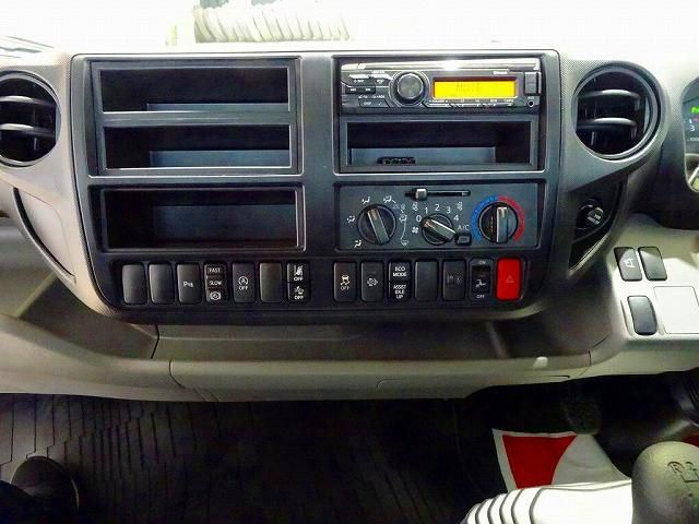 HINO DUTRO 2023 Image 31