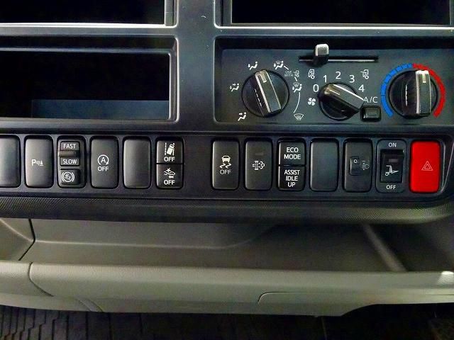 HINO DUTRO 2023 Image 31