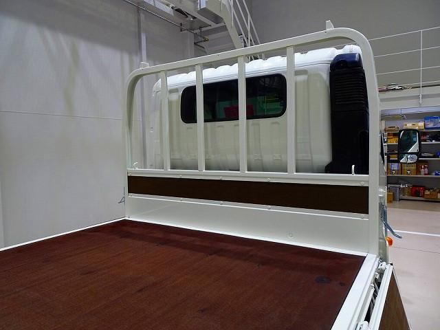 HINO DUTRO 2023 Image 31