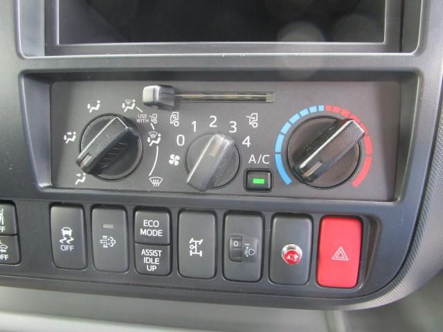 HINO DUTRO 2025 Image 31