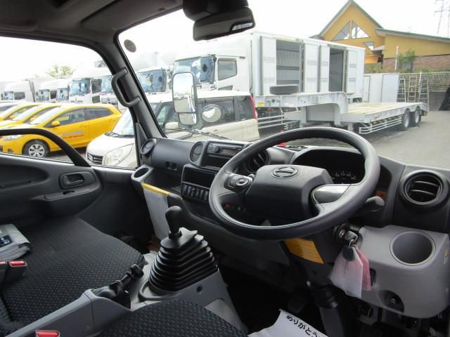 HINO DUTRO 2025 Image 31