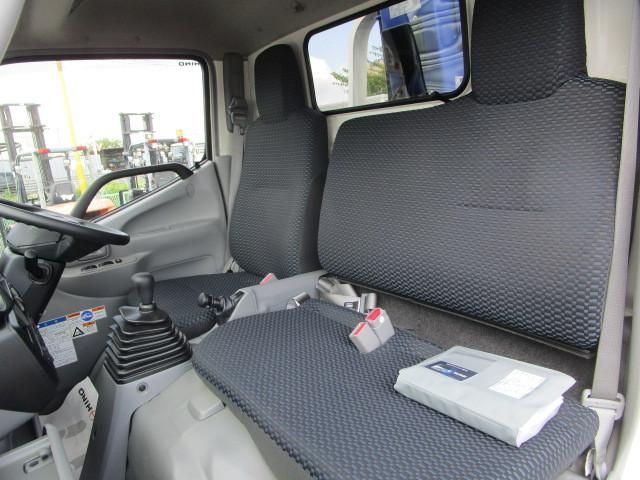 HINO DUTRO 2025 Image 31