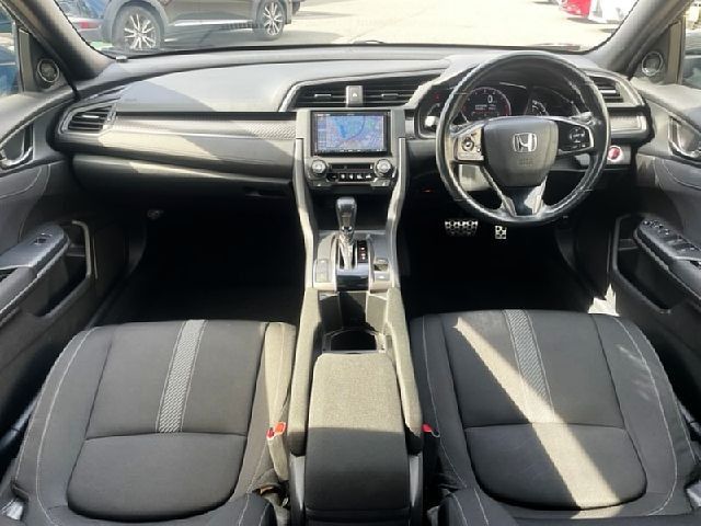 HONDA CIVIC HATCHBACK 2019 Image 31