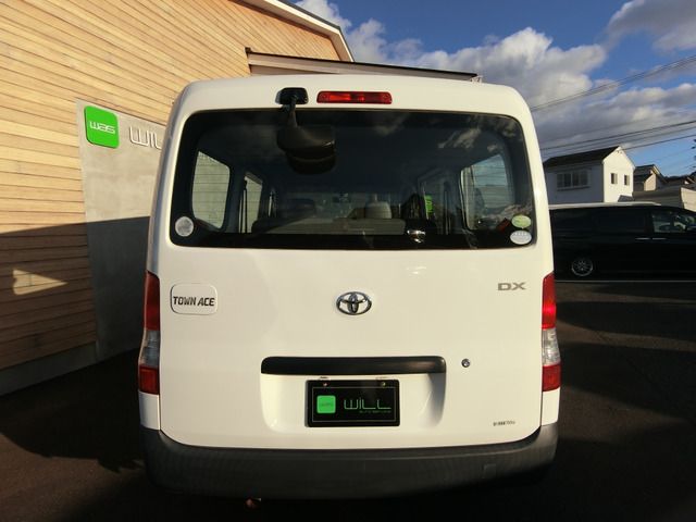 TOYOTA LITEACE VAN 2WD 2015 Image 31