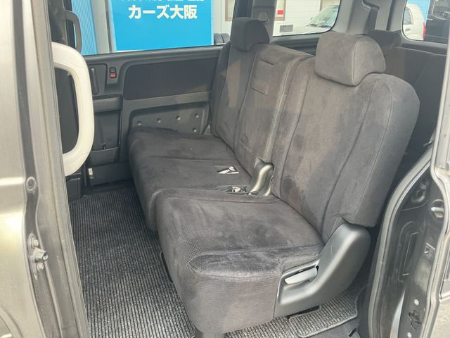 HONDA STEPWAGON 2008 Image 31