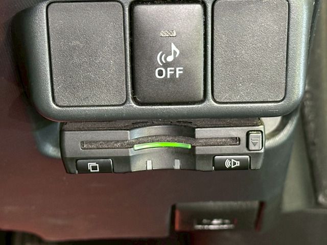 TOYOTA AQUA 2013 Image 31