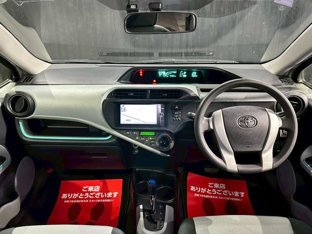 TOYOTA AQUA 2013 Image 31