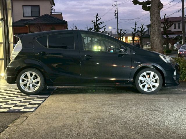 TOYOTA AQUA 2013 Image 31