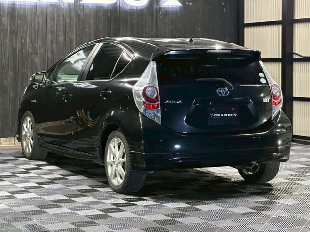 TOYOTA AQUA 2013 Image 31