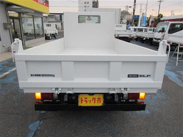 ISUZU  2018 Image 31