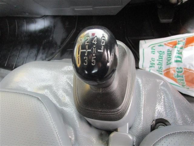 ISUZU  2018 Image 31