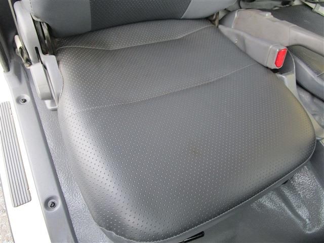 ISUZU  2018 Image 31